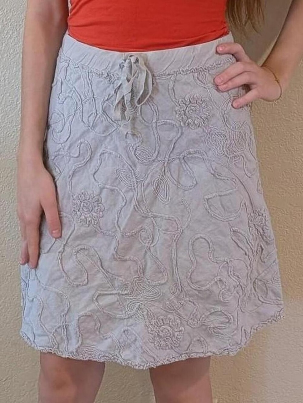 Max Studio Light Gray Drawstring Midi Skirt With Textured Floral Embroidery